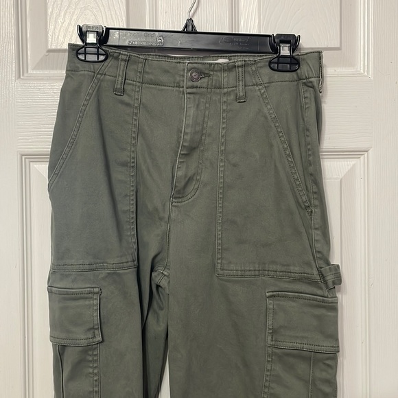 Hollister Pants & Jumpsuits Hollister Green Cargo Ultra High Rise